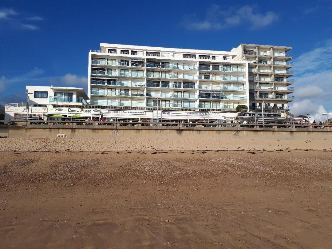 Residence La Garenne A La Grande Plage, Vue Mer, Piscine Et Parking Prive, 6 Personnes Saint Gilles Croix de vie Buitenkant foto
