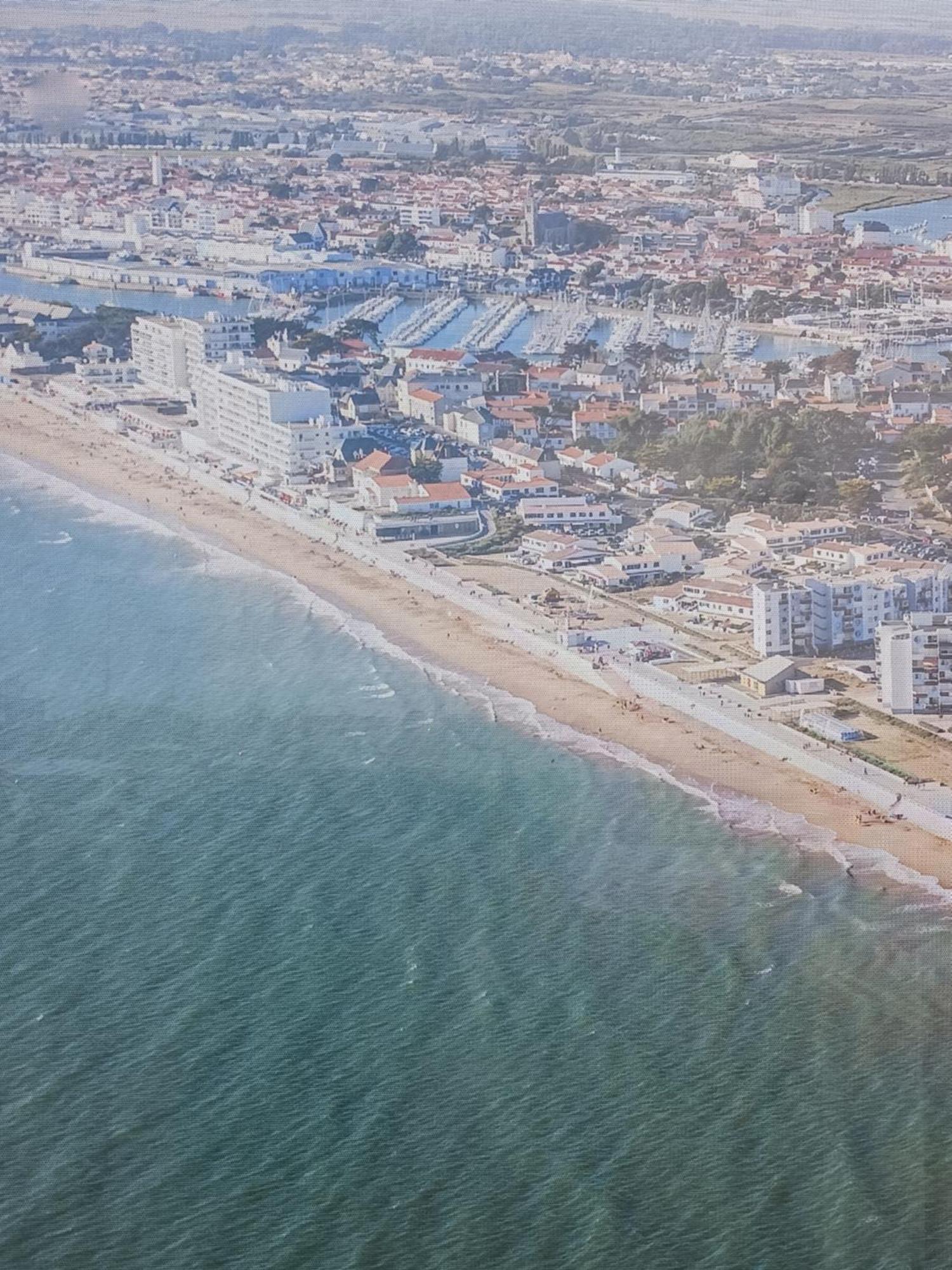 Residence La Garenne A La Grande Plage, Vue Mer, Piscine Et Parking Prive, 6 Personnes Saint Gilles Croix de vie Buitenkant foto